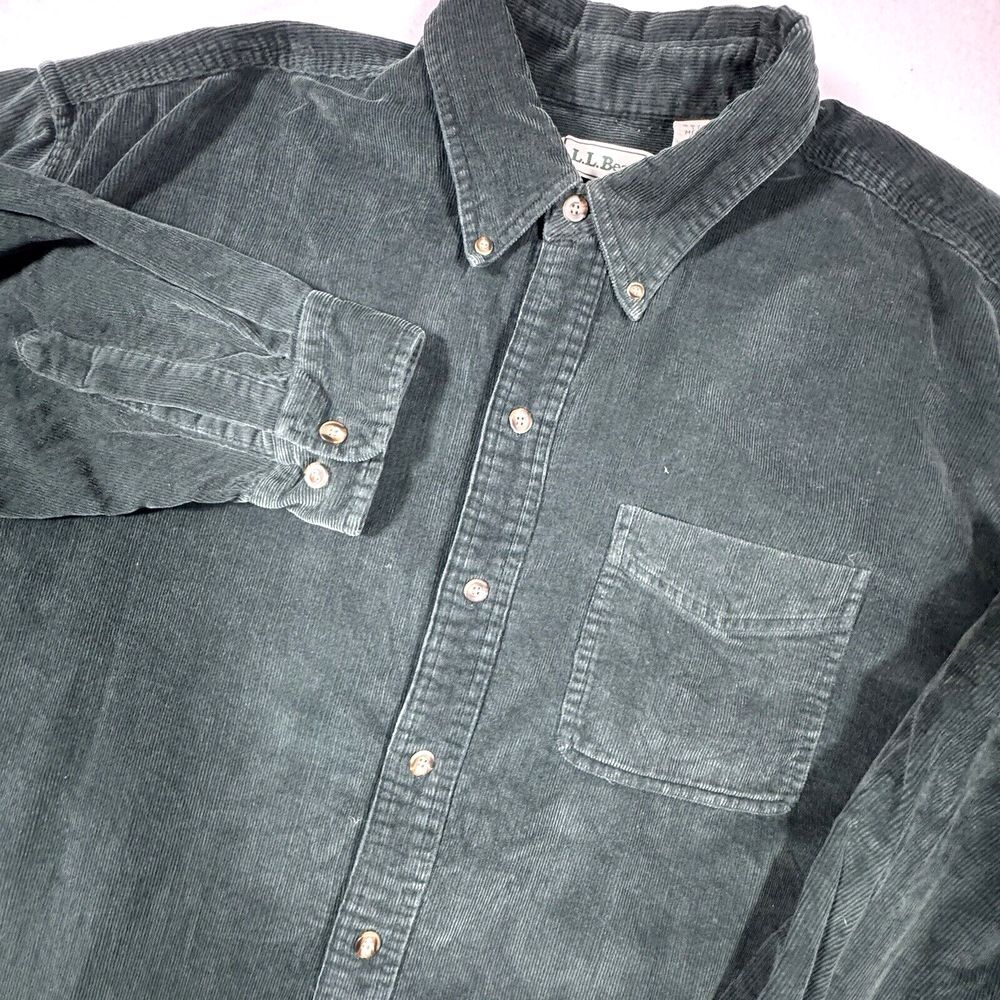 L.L. Bean Men's Casual Button Down Shirt - Dark Green